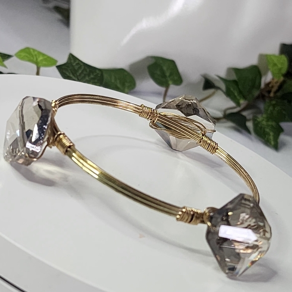 Boho Gold Tone Smokey Glass Oval Wire Wrap Bangle Bracelet - Picture 5 of 8